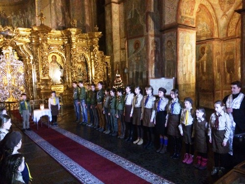 «Вифлиємський вогонь миру прибув до Києва.(ФОТО)